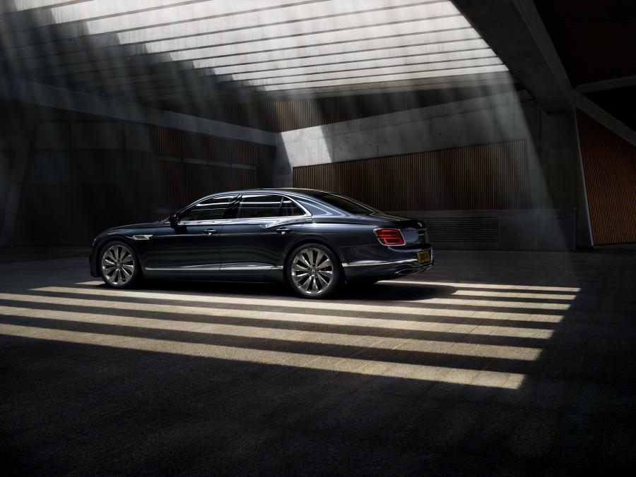  Bentley Flying Spur 2019 года  (WW) (фото 10 из 49)
